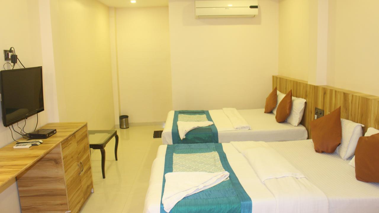 מומביי Hotel Sai Residency מראה חיצוני תמונה