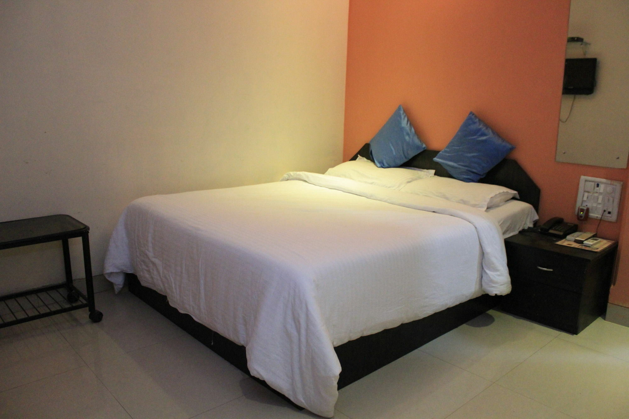 מומביי Hotel Sai Residency מראה חיצוני תמונה